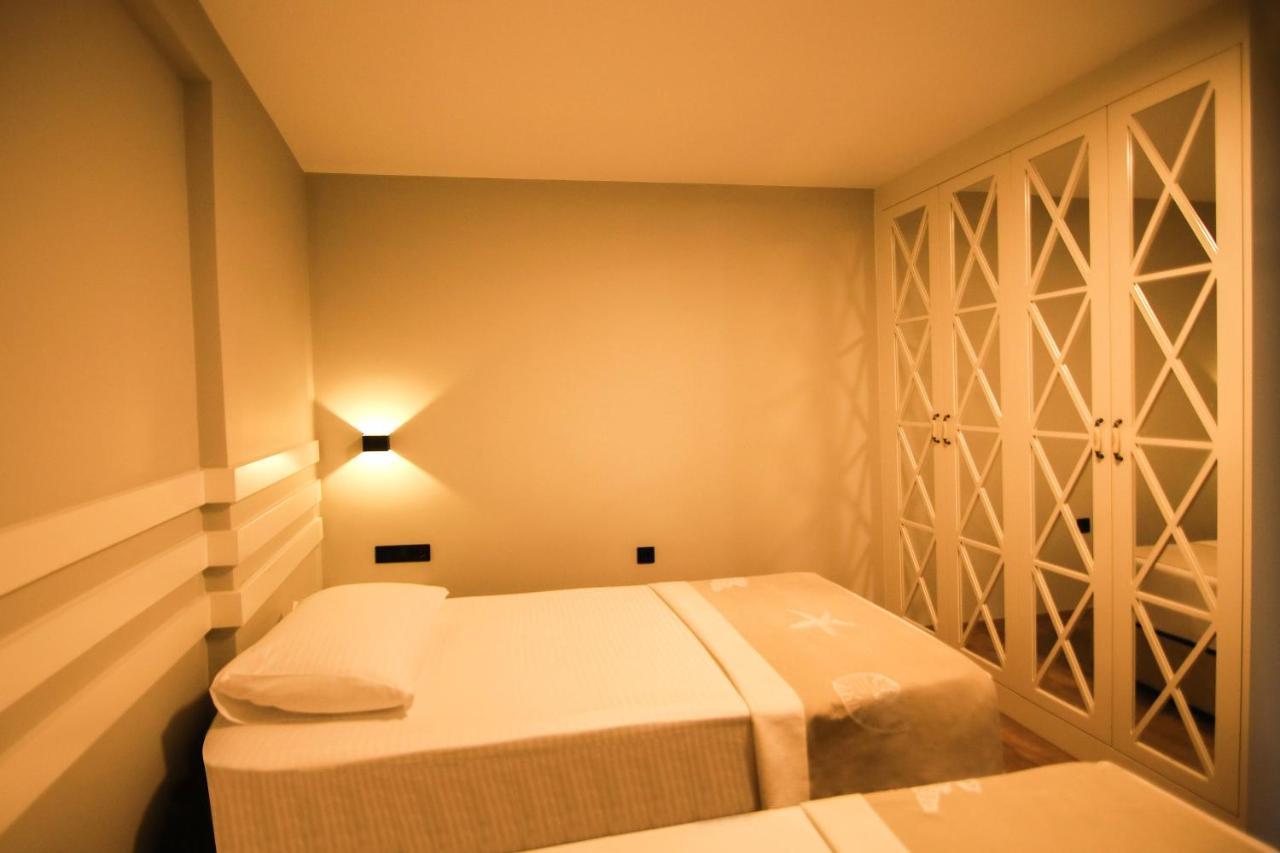 Krem Marin Otel Çeşme Εξωτερικό φωτογραφία