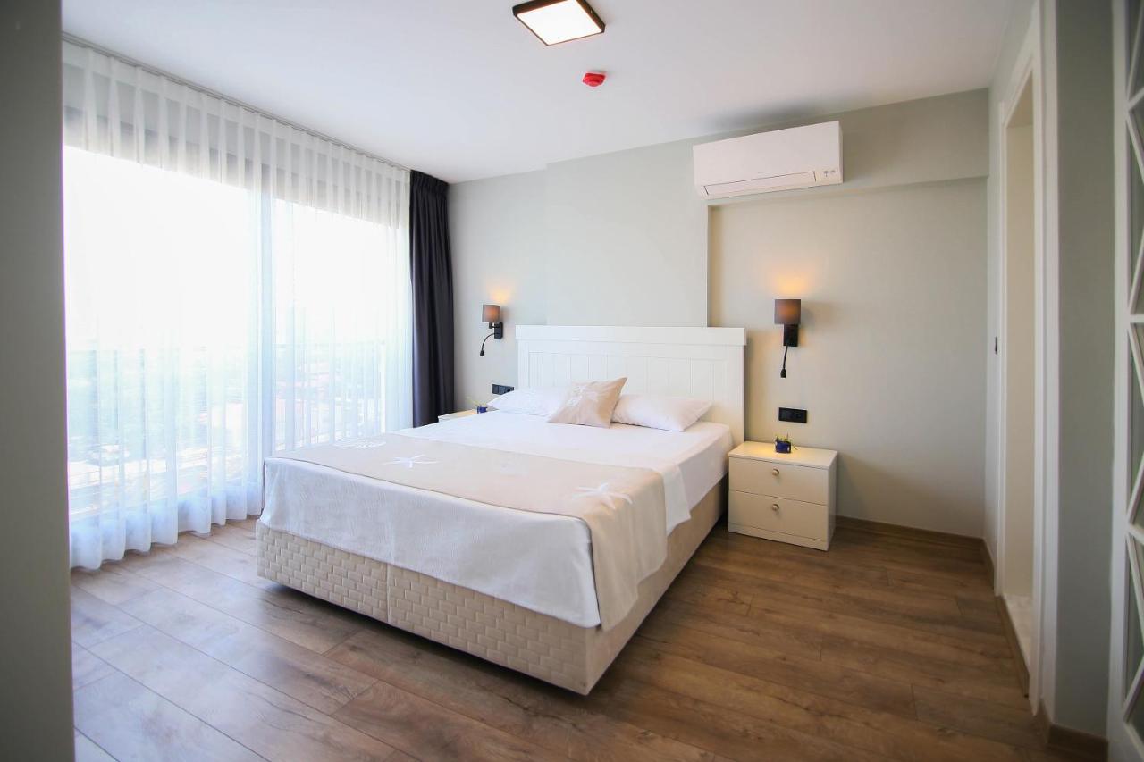 Krem Marin Otel Çeşme Εξωτερικό φωτογραφία