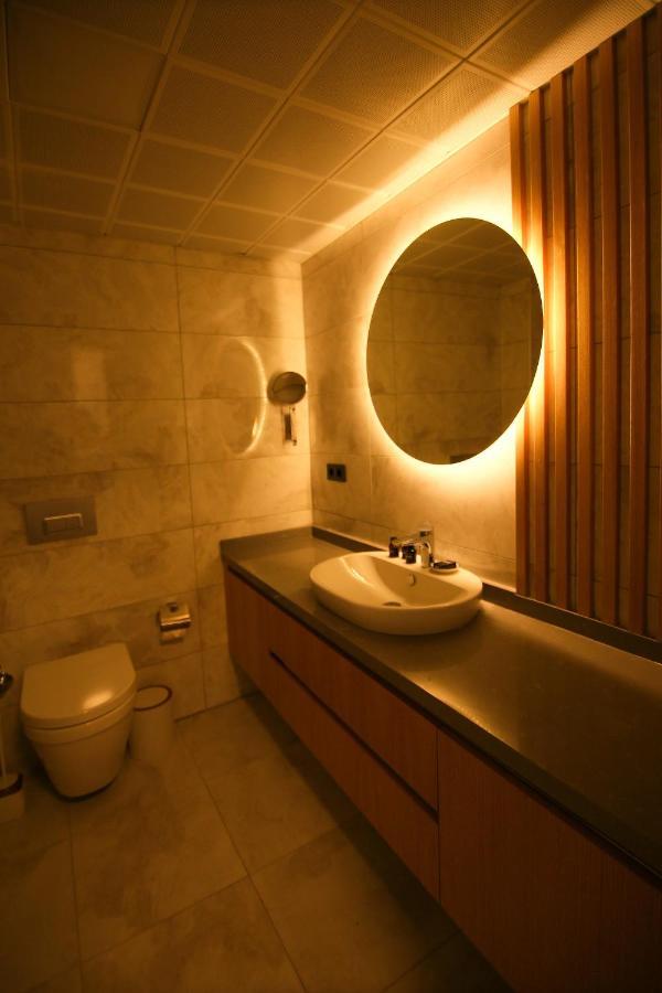 Krem Marin Otel Çeşme Εξωτερικό φωτογραφία